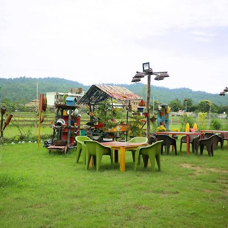 Corbett Treat Resort Rāmnagar Eksteriør bilde