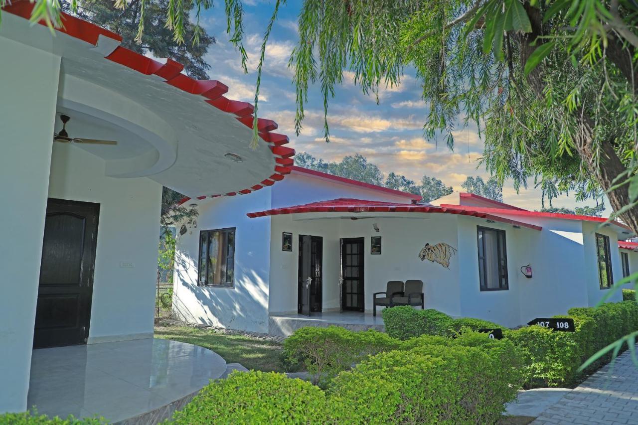 Corbett Treat Resort Rāmnagar Eksteriør bilde