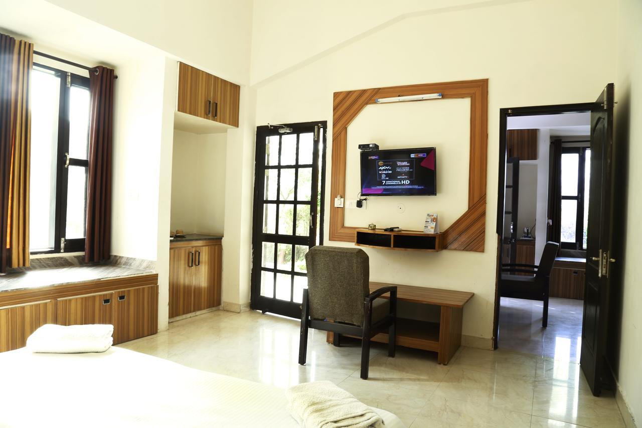 Corbett Treat Resort Rāmnagar Eksteriør bilde